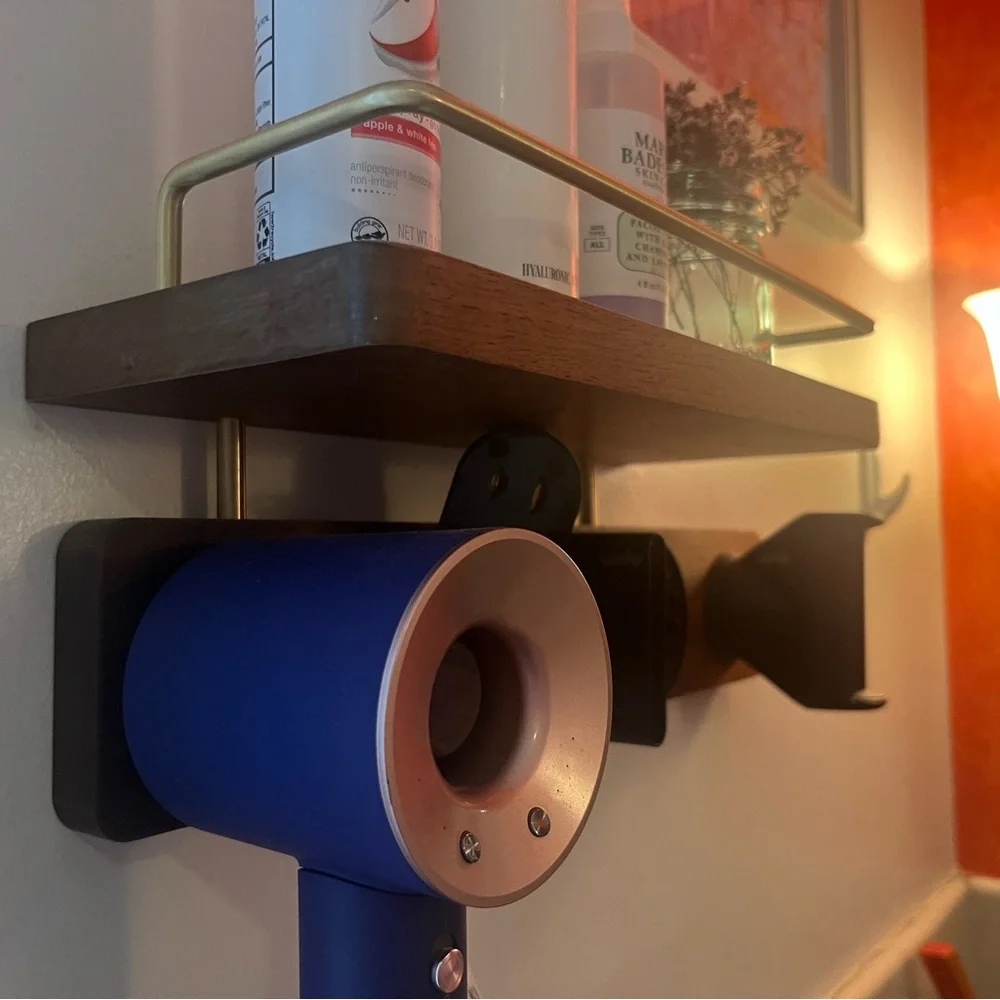 Dyson Supersonic™ hair dryer hanger & bathroom storage